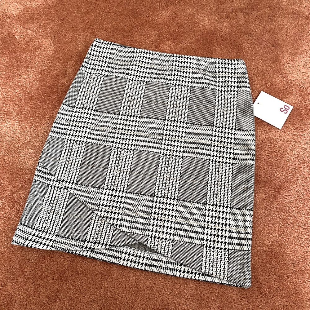 Bodycon herringbone mini skirt